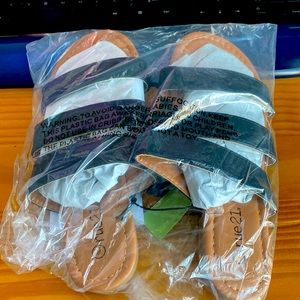 Rue 21 Triple Band Slide Sandals